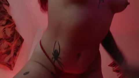 Snapshot of maddy_vicius19 chatting on October 30, 2025, 11:49 pm maddy_vicius19 online show from October 30, 2025, 11:49 pm