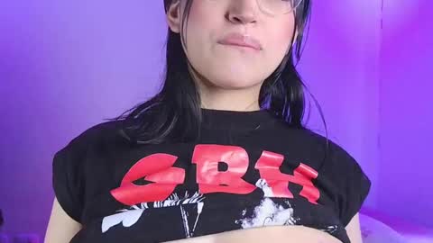   Please followme and rate me your thumbs up online show from October 31, 2025, 9:16 pm