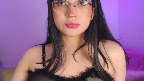   Please followme and rate me your thumbs up online show from November 28, 2025, 8:55 pm