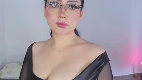   Please followme and rate me your thumbs up online show from January 5, 2026, 9:18 pm