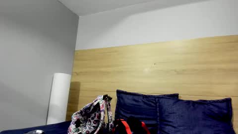 Madelaine  online show from March 6, 2026, 10:01 am