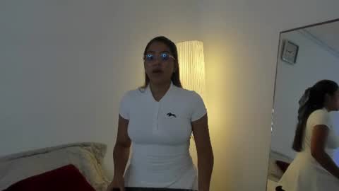 madelayn_torres online show from July 8, 2026, 8:02 pm