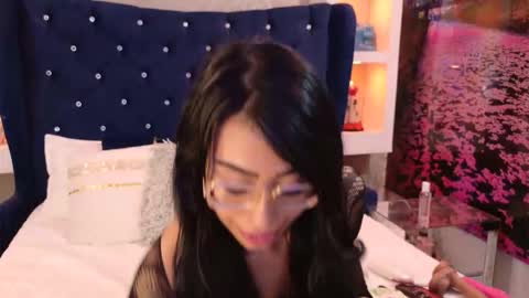 Madelene hills online show from April 8, 2026, 8:03 am