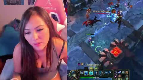 Snapshot of madeleine_shinobi chatting on February 19, 2025, 11:46 pm Emily Only Fans online show from February 19, 2025, 11:46 pm