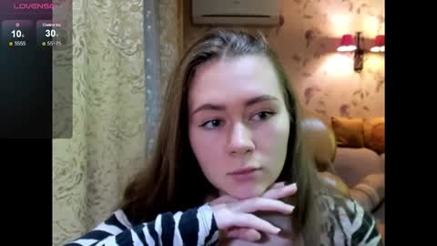 Snapshot of madeleinequincy chatting on November 2, 2025, 9:06 pm madeleinequincy online show from November 2, 2025, 9:06 pm