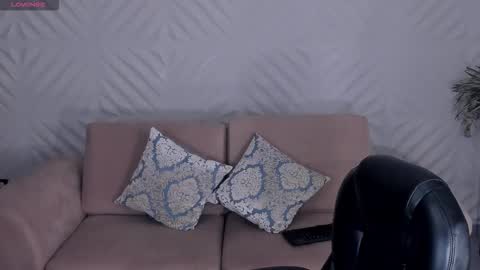 Madeline online show from January 13, 2026, 8:41 am