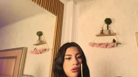 madhison_5 online show from March 2, 2026, 12:23 pm