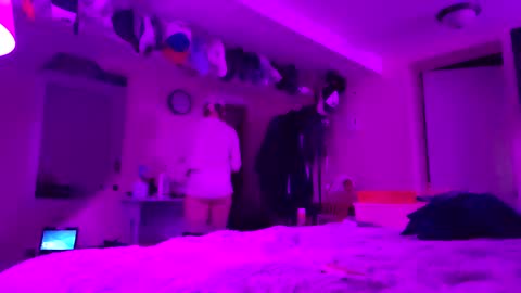 Snapshot of madie_ray chatting on September 18, 2025, 6:26 am Madie Ray online show from September 18, 2025, 6:26 am