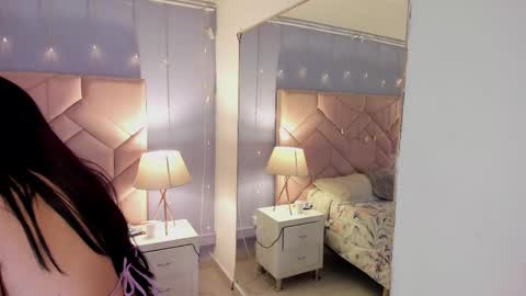 MADISON  online show from September 12, 2025, 12:05 pm