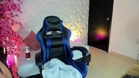 Snapshot of madison_saenzz chatting on July 11, 2026, 7:27 pm M A D I S O N online show from July 11, 2026, 7:27 pm