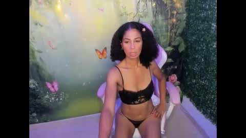 Snapshot of madison_tits chatting on May 15, 2026, 1:12 am madison_tits online show from May 15, 2026, 1:12 am