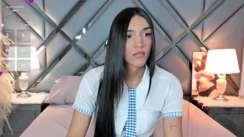Snapshot of madisonherrera chatting on May 25, 2026, 5:41 pm Maddi online show from May 25, 2026, 5:41 pm