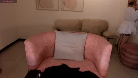 Madison Kane online show from December 19, 2025, 1:29 pm