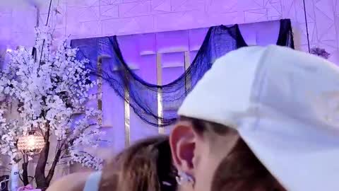 Snapshot of madisonwood12 chatting on November 23, 2025, 6:02 am Madison online show from November 23, 2025, 6:02 am