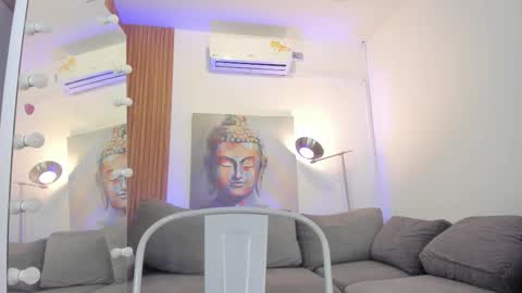 Snapshot of madisson_lux chatting on February 26, 2026, 9:03 pm madisson_lux online show from February 26, 2026, 9:03 pm