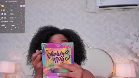 Madisson Lopez online show from November 3, 2025, 9:48 pm