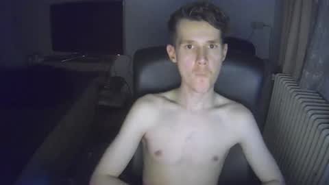 madnessss1215 online show from February 25, 2026, 8:40 pm