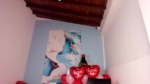 Madoka online show from February 12, 2025, 3:38 pm