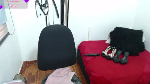 Madura sexy69 online show from December 17, 2024, 1:27 pm