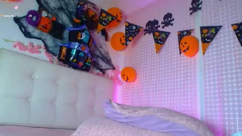 Snapshot of madysson__js_ chatting on November 1, 2025, 12:01 am madysson__js_ online show from November 1, 2025, 12:01 am