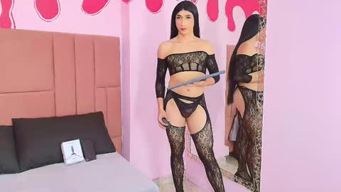 maeve_wilde online show from February 26, 2025, 9:05 pm