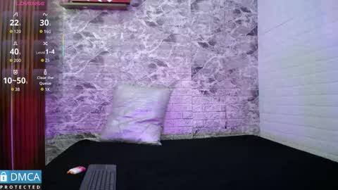 maevekuro online show from September 22, 2025, 3:08 am