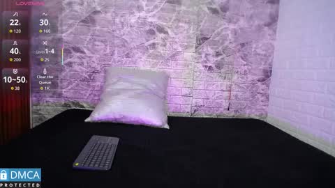 maevekuro online show from September 23, 2025, 3:31 am