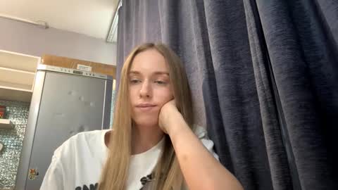 Snapshot of mafaldatefera chatting on February 19, 2026, 6:42 am Sara online show from February 19, 2026, 6:42 am