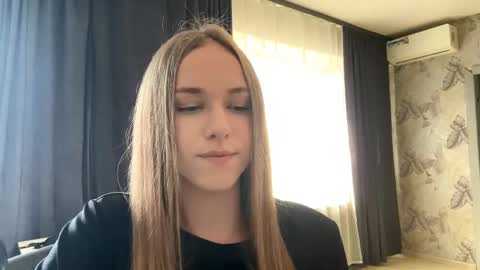 Sara online show from April 18, 2026, 6:17 am