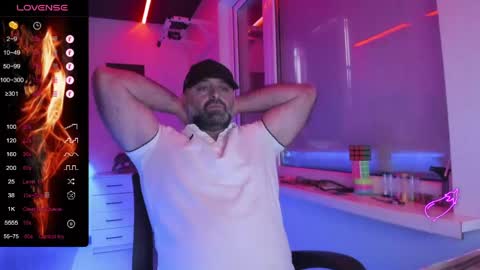 Snapshot of magabear chatting on April 22, 2026, 10:28 am Magabear online show from April 22, 2026, 10:28 am