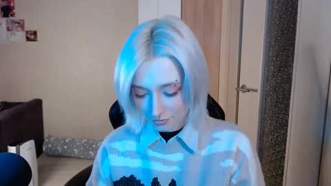 Sophia online show from December 2, 2025, 2:56 pm