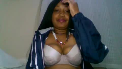 magdalinemus online show from September 11, 2025, 4:51 pm