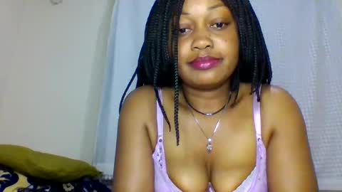 magdalinemus online show from November 17, 2025, 10:04 pm