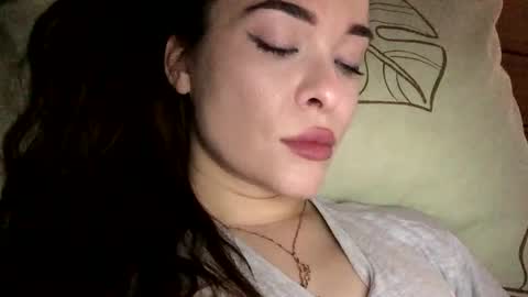 magggg658318 online show from April 4, 2026, 3:20 pm