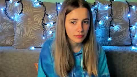 Maggie online show from October 27, 2025, 3:10 am