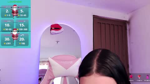 Luna  online show from December 22, 2024, 3:22 pm