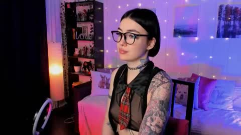 Magic Allie online show from September 19, 2025, 5:31 am