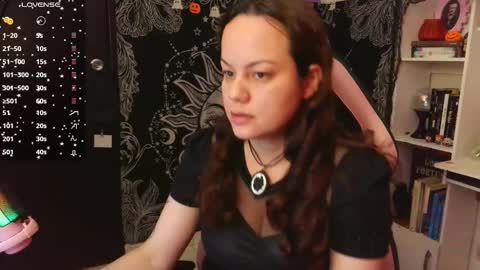 Claire online show from October 14, 2025, 11:27 pm