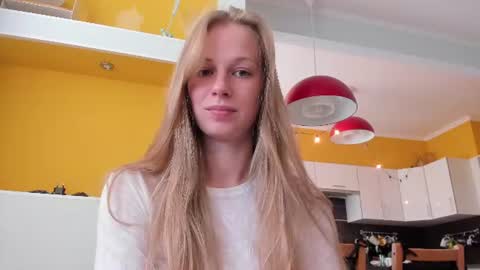 Snapshot of magic_couple13 chatting on July 3, 2026, 12:44 pm Alice online show from July 3, 2026, 12:44 pm