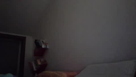 magic_dark_eye online show from October 17, 2025, 10:34 pm