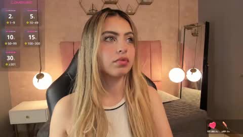 Fer online show from September 11, 2025, 8:53 pm