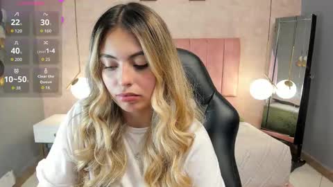 Fer online show from October 17, 2025, 7:27 pm