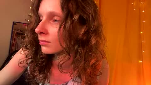 Snapshot of magic_mini_moon chatting on January 15, 2025, 12:09 am Mikky or Moon online show from January 15, 2025, 12:09 am