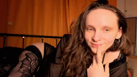 Snapshot of magic_mini_moon chatting on April 3, 2026, 9:57 pm Mikky or Moon online show from April 3, 2026, 9:57 pm