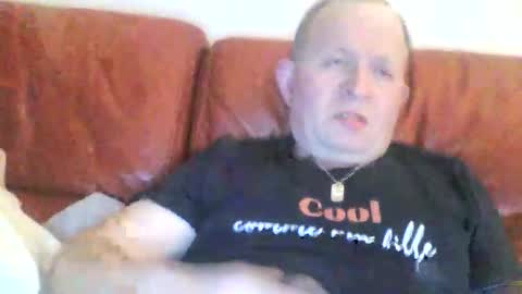 magicman250 online show from December 17, 2025, 9:43 pm