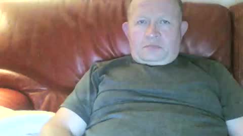 Snapshot of magicman250 chatting on June 5, 2026, 9:42 pm magicman250 online show from June 5, 2026, 9:42 pm