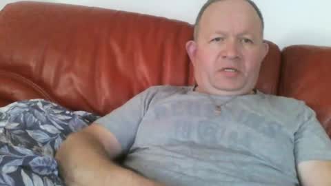 Snapshot of magicman250 chatting on July 14, 2026, 5:45 am magicman250 online show from July 14, 2026, 5:45 am