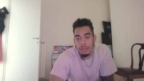 Magicsempai online show from December 16, 2024, 12:06 pm