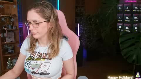 Nicole online show from December 4, 2025, 6:27 pm