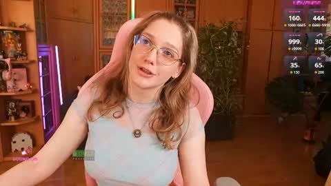 Nicole online show from June 24, 2026, 4:39 pm